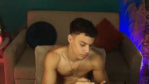 klaton__ online show from October 22, 2:26 am