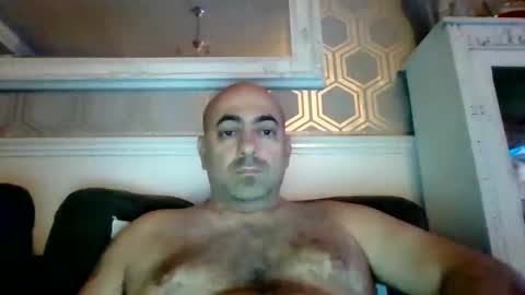 knickerwhipper online show from December 15, 11:31 pm