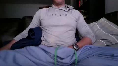 Knight3975 online show from February 28, 9:52 am