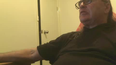 knobout online show from June 25, 8:52 am