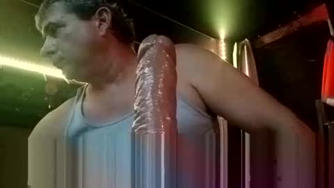 Snapshot of knock2wice1975 chatting on October 15, 2:08 am knock2wice1975 online show from October 15, 2:08 am