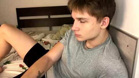 Snapshot of knotsiemens chatting on September 23, 3:06 am Adam online show from September 23, 3:06 am