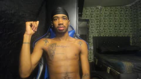 kofi online show from December 1, 8:01 pm