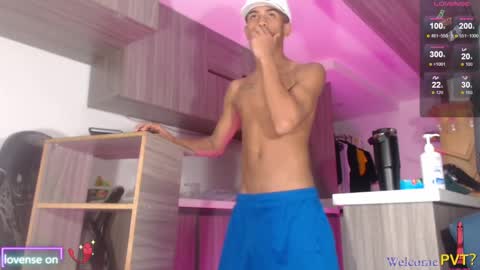 Snapshot of koljei_ chatting on October 9, 6:18 am JEI  Independent Model online show from October 9, 6:18 am