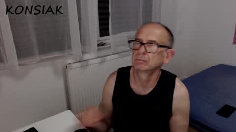 Komsiak online show from September 19, 8:08 pm