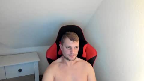 Bartek online show from December 16, 4:34 am