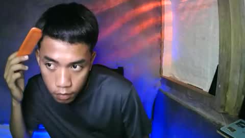 kritthanarkorn online show from October 1, 1:04 pm