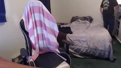 Kuggy online show from May 25, 3:07 pm