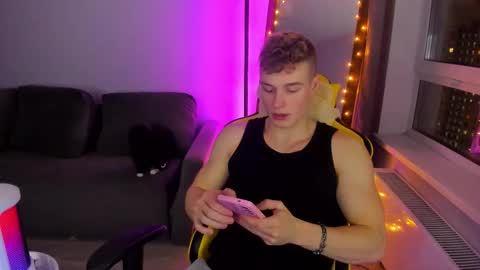 kurt_hanssen online show from November 18, 6:55 pm