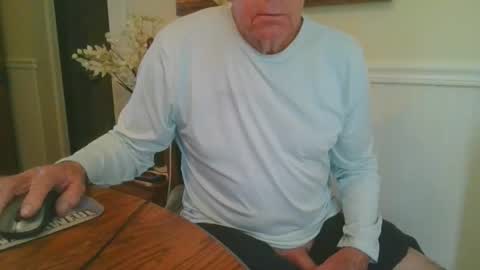 kwcam online show from April 4, 4:26 pm