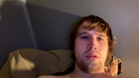 Snapshot of kylelovepussy69 chatting on February 25, 9:13 pm kylelovepussy69 online show from February 25, 9:13 pm