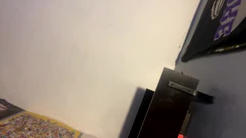 Snapshot of kylelovepussy69 chatting on October 13, 9:15 am kylelovepussy69 online show from October 13, 9:15 am