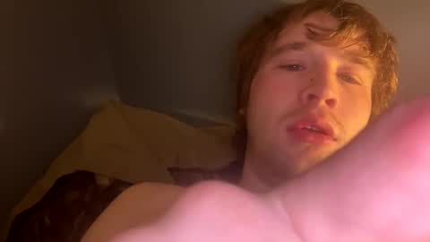 Snapshot of kylelovepussy69 chatting on February 23, 12:21 pm kylelovepussy69 online show from February 23, 12:21 pm