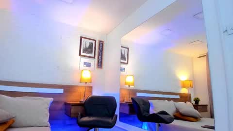 kylenorth_ online show from October 3, 6:24 pm