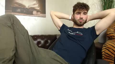 KyloEast online show from May 15, 6:54 am