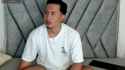 kyroestrada online show from April 5, 3:58 am