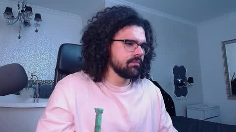 KysonRhodes online show from December 22, 6:21 am