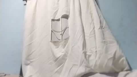 Snapshot of l0c0fundias chatting on September 26, 1:14 am l0c0fundias online show from September 26, 1:14 am