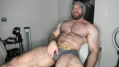 Snapshot of l0v35_2_5p00g3 chatting on December 28, 7:44 am l0v35_2_5p00g3 online show from December 28, 7:44 am