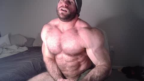 Snapshot of l0v35_2_5p00g3 chatting on December 19, 8:13 am l0v35_2_5p00g3 online show from December 19, 8:13 am