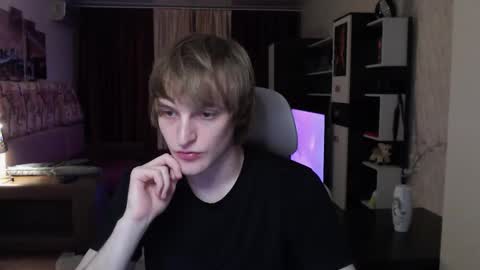 l1onkennedy online show from December 20, 8:38 pm