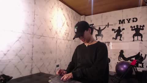 labrinthteasing online show from November 2, 12:53 pm