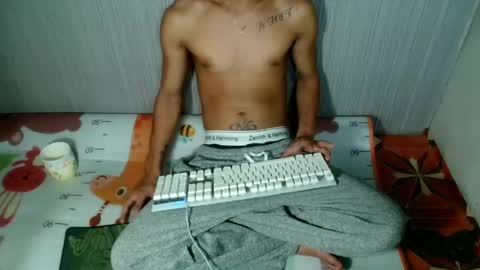 ladybugxoxo007 online show from July 30, 9:52 am