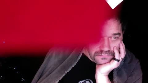 lafesse online show from December 17, 5:07 am