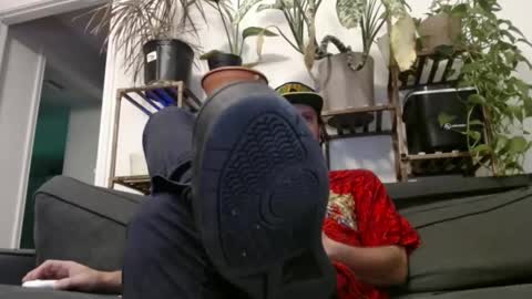 Snapshot of laidback_and_chill chatting on December 31, 3:23 am Rick online show from December 31, 3:23 am