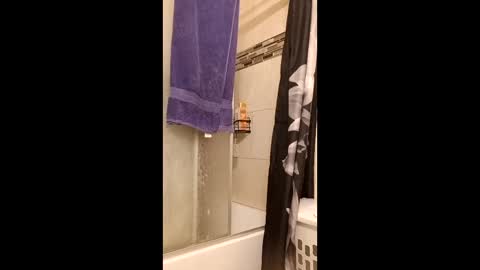 lakhioopncwq online show from April 2, 4:54 am