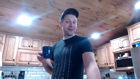 Snapshot of lancehardin chatting on February 11, 3:08 pm Lance online show from February 11, 3:08 pm