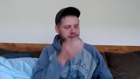 Snapshot of lancehardin chatting on October 21, 3:04 pm Lance online show from October 21, 3:04 pm