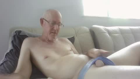 largerthan-   say hi on entry online show from February 28, 1:15 am