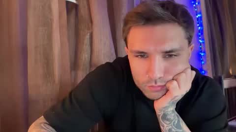 larsskeet online show from November 25, 6:10 pm