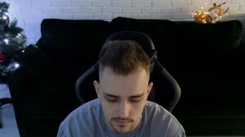 Lars online show from December 31, 5:07 pm