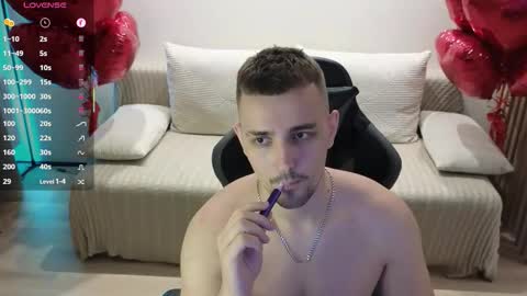 Lars online show from October 5, 9:30 pm