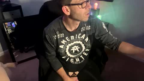 Snapshot of lasexorcist chatting on November 1, 5:11 am Powerplayer online show from November 1, 5:11 am