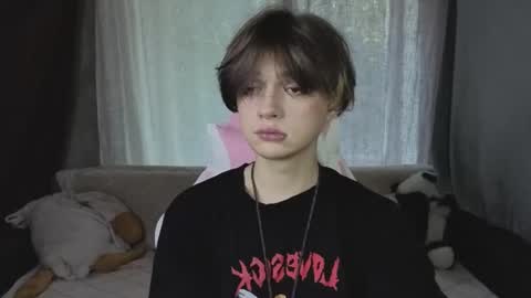 Em0 Slut online show from July 9, 4:00 pm