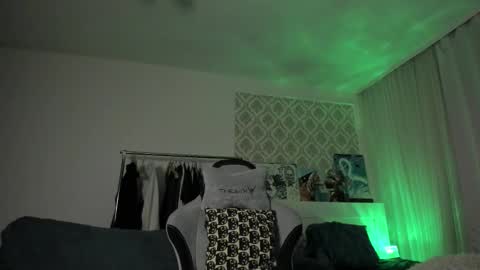 acie online show from October 20, 4:05 am