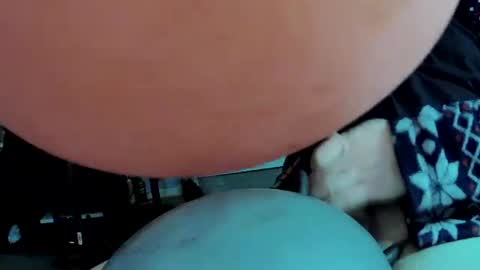 latexchris77 online show from January 5, 9:59 am