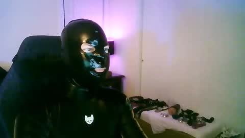 latexminheadroom online show from September 16, 1:50 am