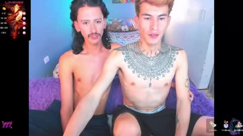 SANTI  AND JORDAN online show from April 22, 10:36 pm