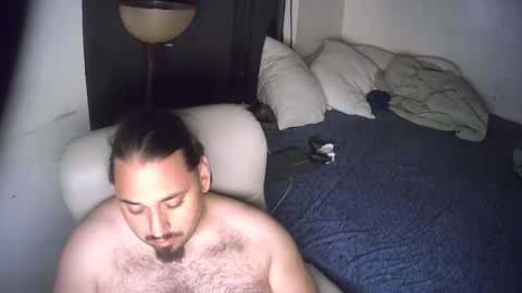 Snapshot of latinbb3030 chatting on October 19, 4:17 am LatinoBB online show from October 19, 4:17 am