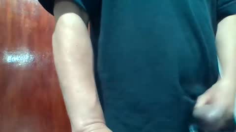 Robert online show from January 8, 2:35 am