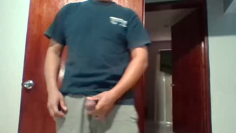 Robert online show from March 2, 11:28 pm