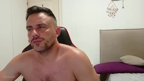 LatinBlueBoy online show from September 16, 9:59 pm