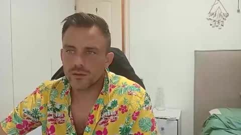 LatinBlueBoy online show from September 29, 3:30 pm