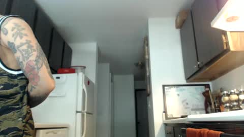 Snapshot of latinfyre chatting on December 7, 1:26 am Chris online show from December 7, 1:26 am