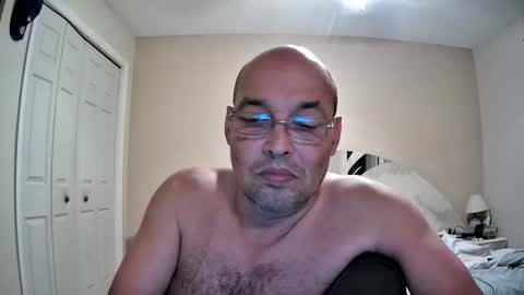 Snapshot of latinoinfla chatting on October 11, 2:04 am latinoinfla online show from October 11, 2:04 am