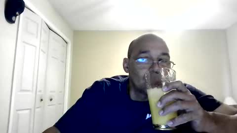 Snapshot of latinoinfla chatting on September 27, 7:23 pm latinoinfla online show from September 27, 7:23 pm